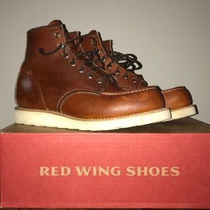 Red Wing 875 Men’s Boots